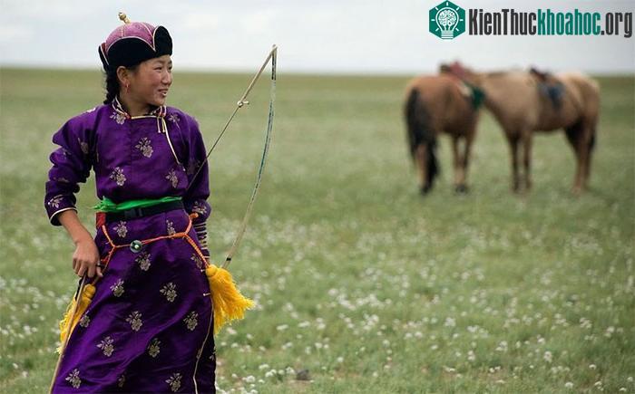 Phụ nữ Hung Nô chính là “dải lụa vô hình kết nối đế chế lưu động Hung Nô.