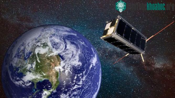 Hình minh họa vệ tinh Eirsat-1 trên quỹ đạo quanh Trái đất.