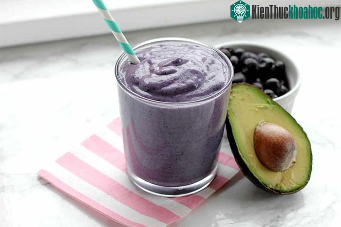 Sinh tố bơ việt quất