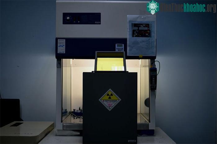 Điều chế thuốc phóng xạ để phục vụ chụp PET/CT