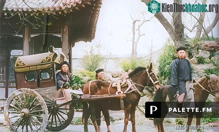 Ảnh cũ nhà Thanh: Cận cảnh "siêu xe" của quý tộc nhà giàu, là biểu tượng cho địa vị và gia thế thời bấy giờ ảnh 1