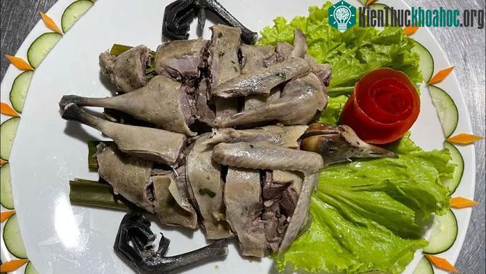 Các món ăn chế biến từ Sâm cầm rất bổ dưỡng và quý.