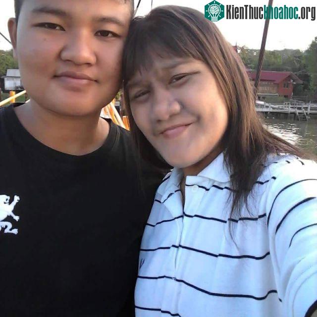 Natty đã kết hôn với bạn trai lâu năm, quen biết từ thời đi học.