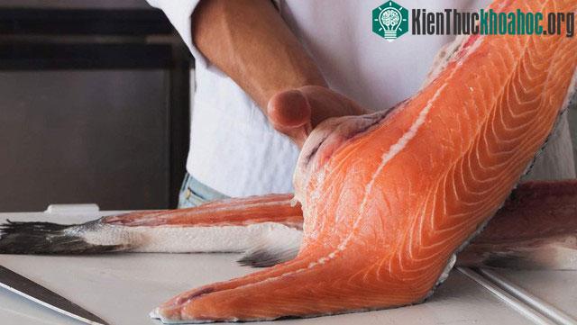 Nên ăn cá ít nhất 2 lần mỗi tuần.