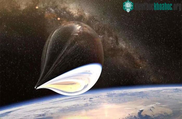 &nbsp;Tại sao vệ tinh này lại đột ngột quay trở lại là một câu hỏi chưa có lời đáp.