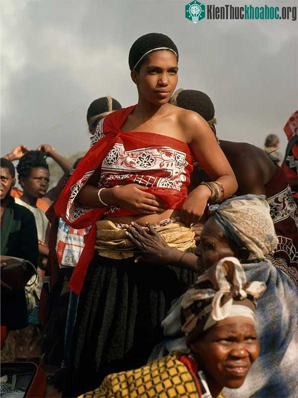 Một công chúa Swazi trong ngày cưới của mình vào thập niên 70.