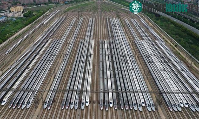 Những tàu viên đạn hiện nay của Trung Quốc có tốc độ 350km/h.