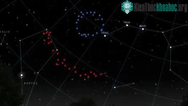 "Hố vũ trụ" là một chiếc vòng khổng lồ được làm bằng thiên hà và cụm thiên hà
