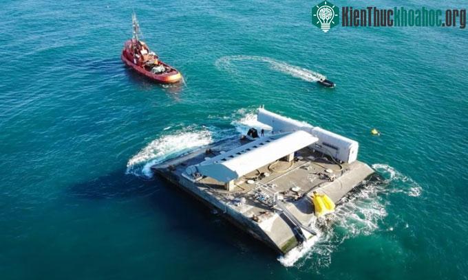 Nguyên mẫu Waveroller 350 kW được lắp đặt ngoài khơi Bồ Đào Nha.