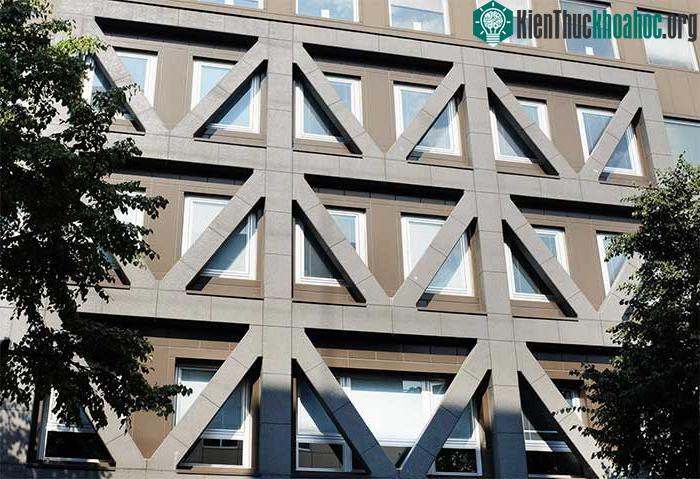 Một tòa nhà ở Osaka, Nhật Bản đã được gia cố để bảo vệ khỏi động đất.