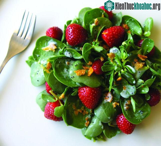 Món salad rau sam trong một nhà hàng Michelin của Mỹ.