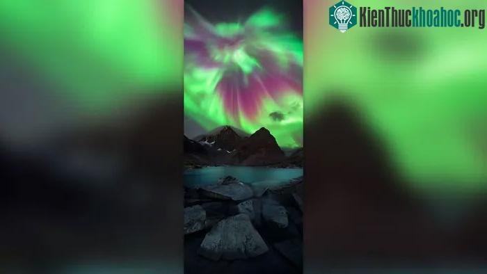 Nhiếp ảnh gia Lukas Moesch ghi lại khoảnh khắc cực quang này ở Tromsø, Na Uy.
