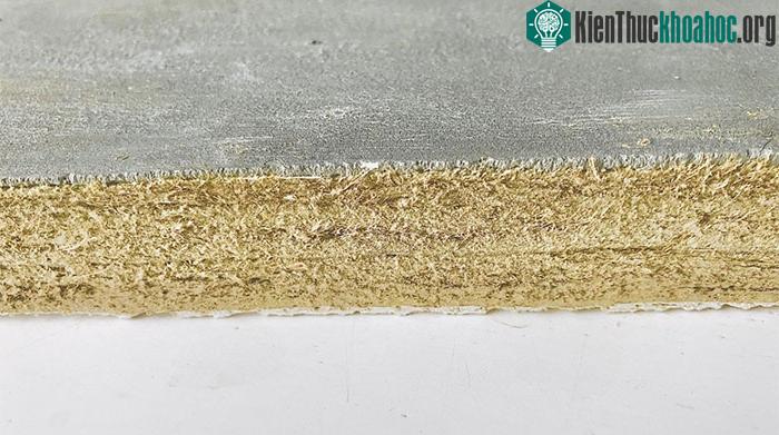 Sản phẩm cách âm cách nhiệt đã được sản xuất.