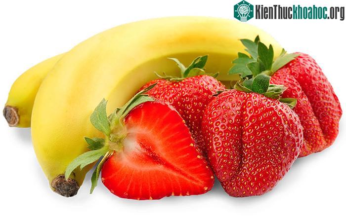 Phát hiện phản ứng kỳ lạ giữa chuối và dâu tây: Tiết lộ hai nhóm hoa quả kỵ nhau mà bạn không nên ăn cùng lúc ảnh 4