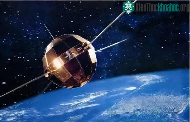 Dong Fang Hong 1 còn chụp được nhiều hình ảnh của vũ trụ thông qua thiết bị camera riêng