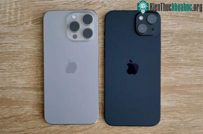 Giải mã y nghĩa của chữ "i" trong tên gọi iPhone ảnh 0