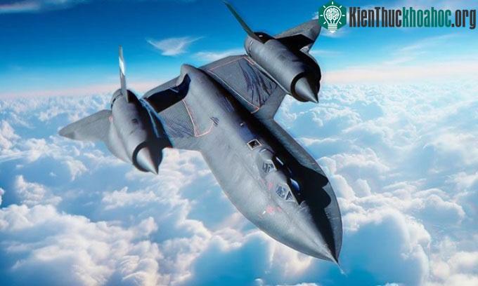 Máy bay SR-71 "Blackbird".