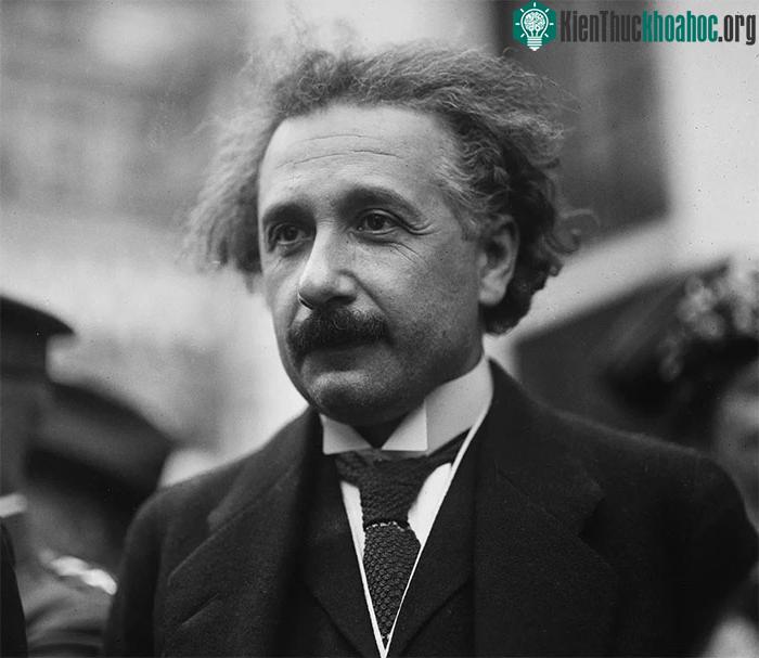 Albert Einstein