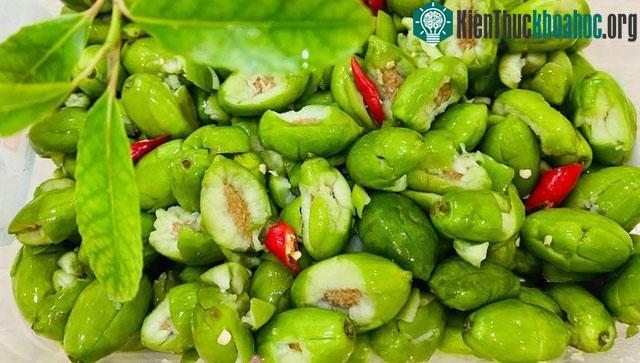 quả cà na còn chứa hàm lượng các axit béo omega-3 dồi dào