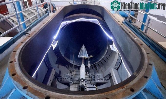 Đường hầm gió JF-22 có thể mô phỏng môi trường khi tàu vũ trụ hồi quyển.