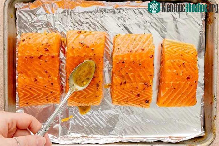 Cá hồi và các loại hải sản khác có nhiều lợi ích