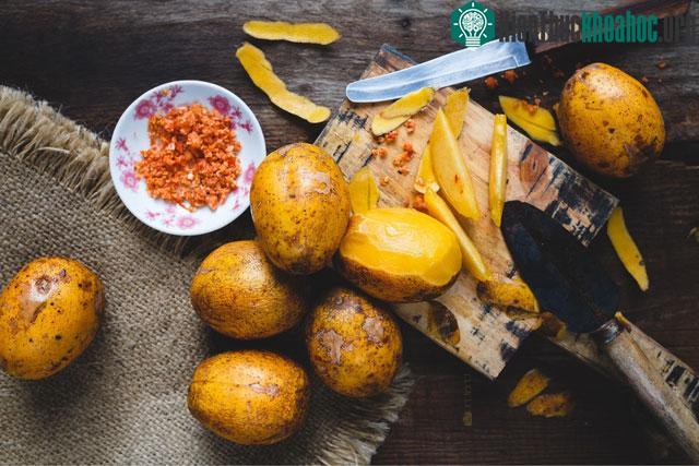 Cóc là loại quả được biết đến có công dụng giảm cân, làm đẹp hiệu quả