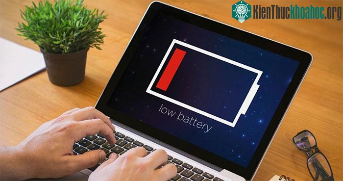 Một số người thích sạc laptop cả ngày vì họ muốn tận dụng tối đa máy tính của mình.