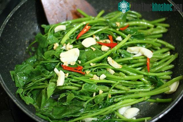Rau lang có thể chế biến thành nhiều món ăn khác nhau.