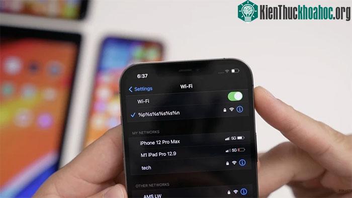 Màn hình cài đặt Wi-Fi trên iPhone.