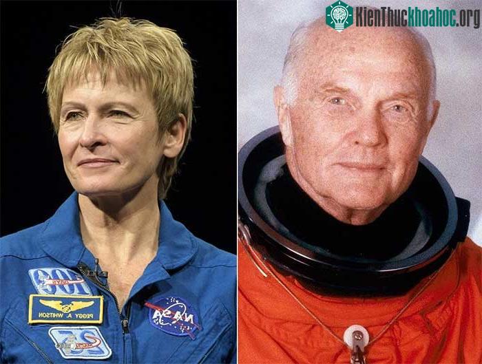 John Glenn (trái) và Peggy Whitson là những người cao tuổi nhất từng bay vào không gian