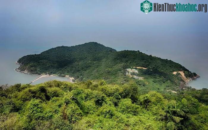 Quang cảnh đảo Hòn Khoai