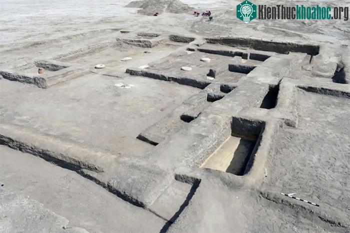 Tàn tích nhà nghỉ hoàng gia cổ đại ở Bắc Sinai, Ai Cập.