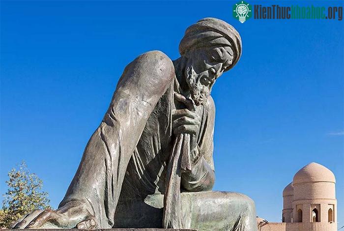 Tượng đài của Al-Khwarizmi tại Uzbekistan.