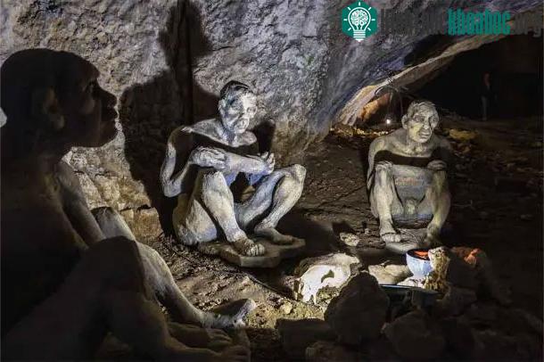 Triển lãm ở hang Bacho Kiro gần Dryanovo - Bulgaria