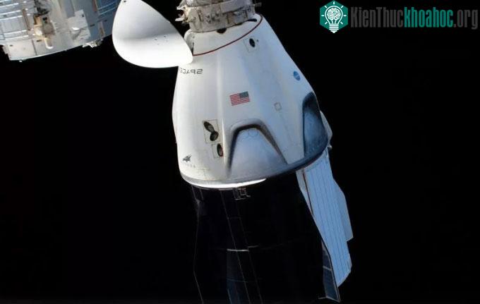 Tàu Crew Dragon ghép nối với trạm ISS vào tháng 5/2021.