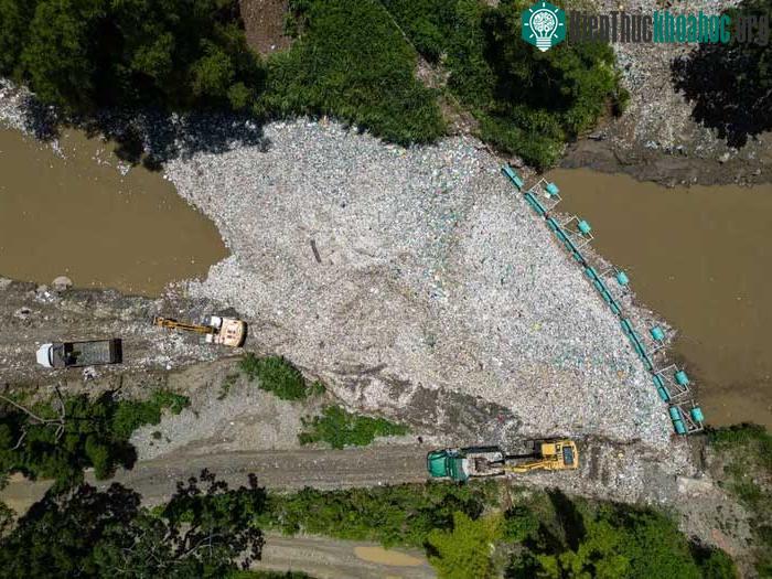 Giải pháp "Trashfence" - hàng rào ngăn rác.