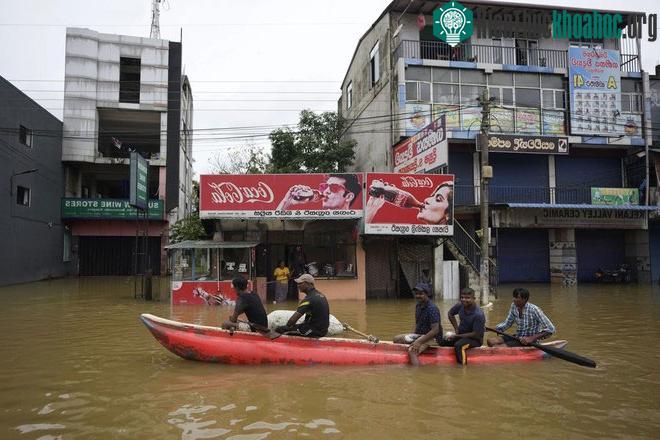 Khủng hoảng do mưa lũ tại Sri Lanka: Đóng cửa trường học, hàng ngàn người phải di tản, sống mòn chờ tiếp tế ảnh 9