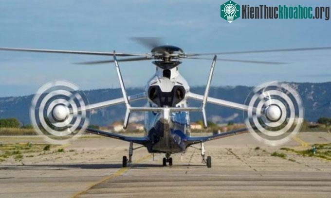 Máy bay thử nghiệm Racer.