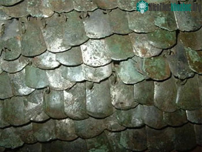 Cấu tạo đặc biệt của áo giáp Lorica Squamata.
