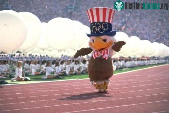 Đại bàng Sam do Disney thiết kế cho Olympic mùa hè Los Angeles 1984