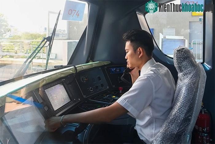 Tuyến đường sắt Nhổn - ga Hà Nội vận hành 10 đoàn tàu liên tục