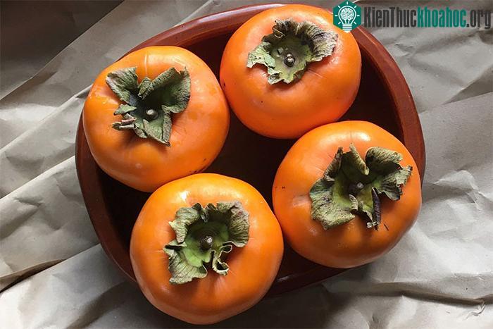 Quả hồng có tính hàn
