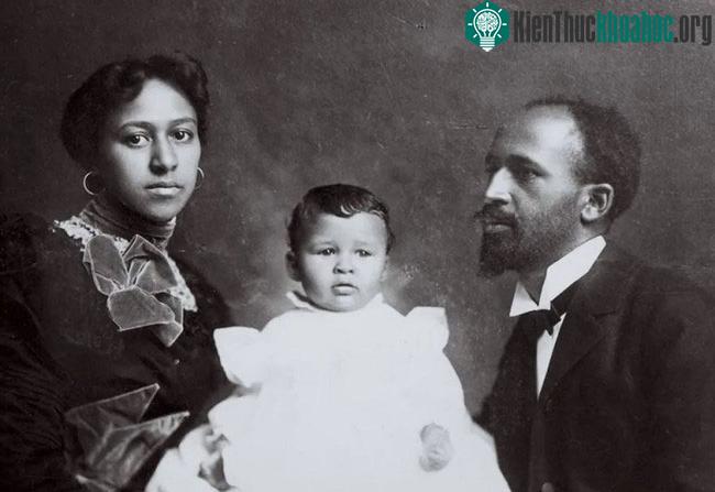 Con của nhà sử học Du Bois cũng mất sớm do bệnh bạch hầu