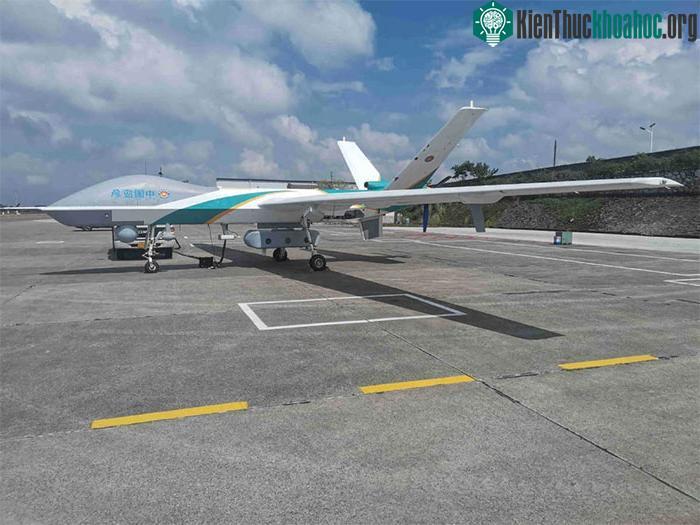Máy bay không người lái được sử dụng trong cứu trợ thiên tai ở Trung Quốc
