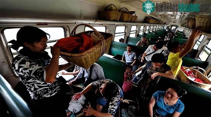 Chuyến tàu đặc biệt nhất ở Trung Quốc: Không cần mua vé vẫn có thể trực tiếp lên tàu! ảnh 4