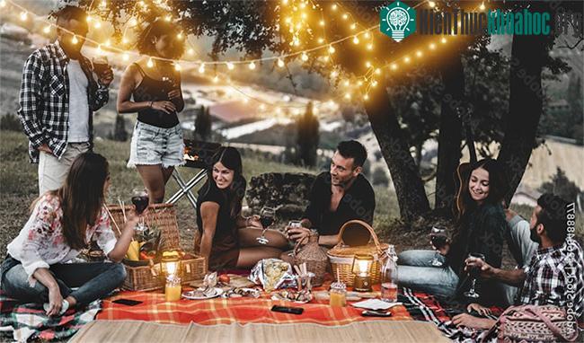 Nghiên cứu cho thấy: Vợ nhậu cùng chồng giúp hôn nhân hạnh phúc và cả hai cùng sống lâu hơn? ảnh 4