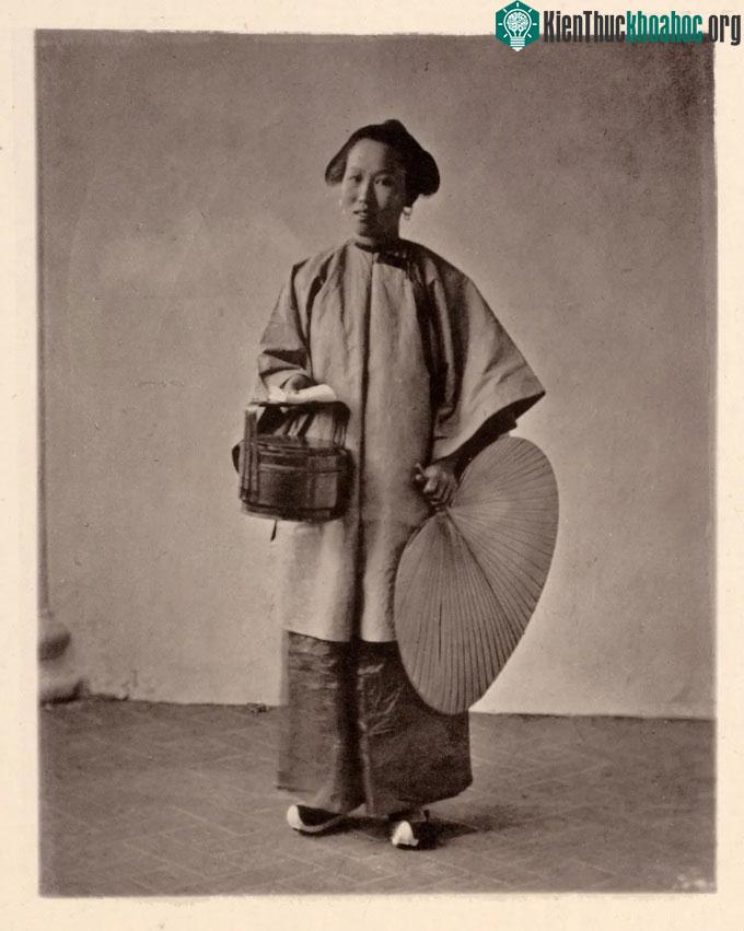 Ảnh một nô tì năm 1871.