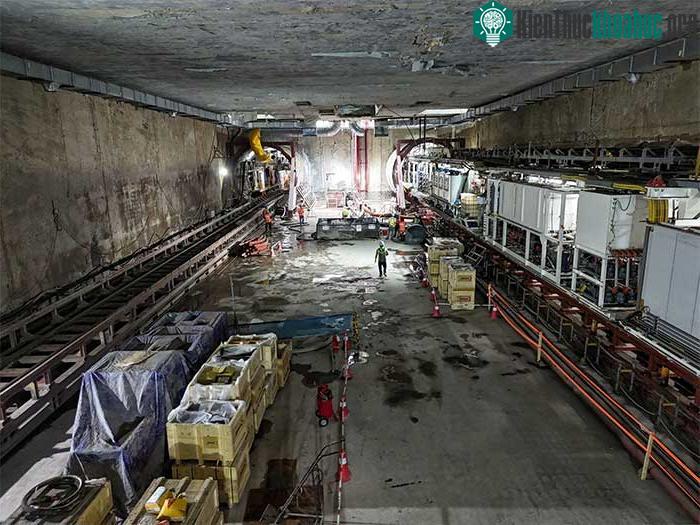 Sau khi máy TBM thứ nhất đào được 240m, máy TBM thứ 2 mang tên sẽ bắt đầu vận hành