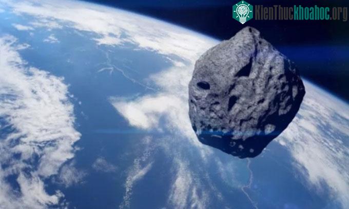 Tiểu hành tinh 2020 XR to ngang một sân bóng đá.