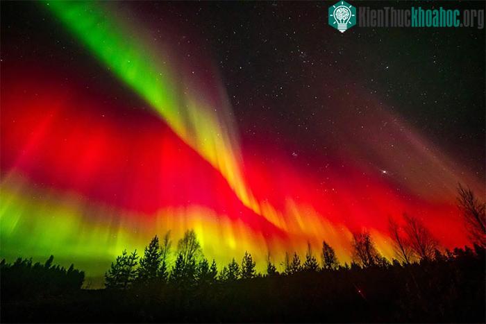 Cực quang trên bầu trời Sodankyla, Lapland, Phần Lan, ngày 7/10.